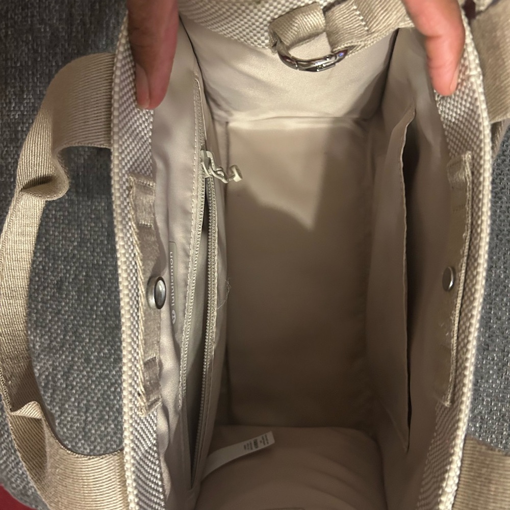 Lululemon Cream Beige Two Tone Mini Canvas Tote Bag 4.5L - Picture 8 of 8